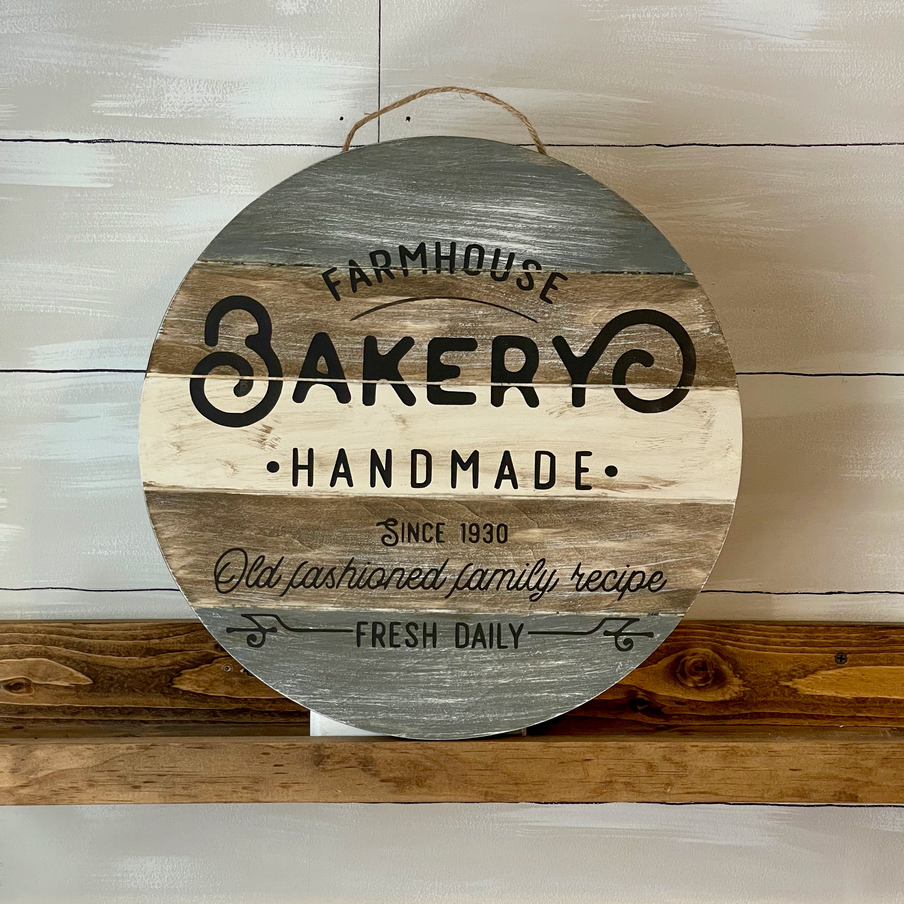 Round Farmhouse Bakery Sign – Uff Da Crafts