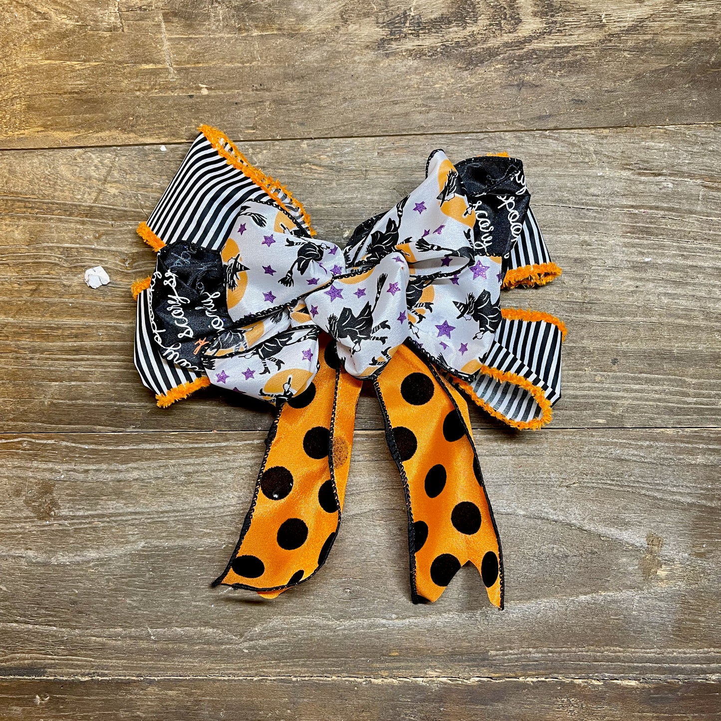 Spooky Halloween Bow